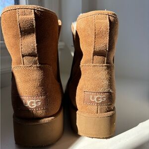 UGG Womens Kristin Wedge Boot